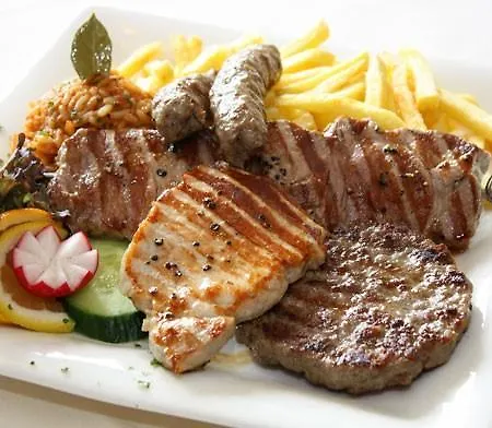 Restaurant Balkan Hotel 2*