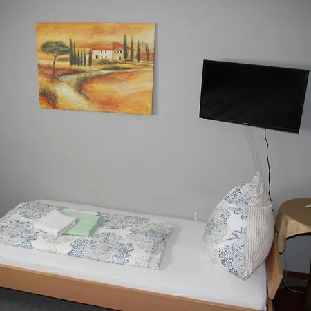 ホテル Restaurant Balkan トリーア