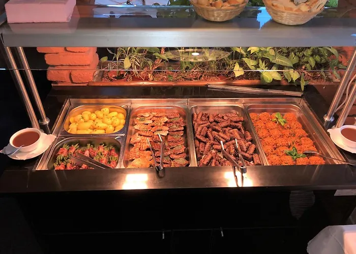 Restaurant Balkan Hotel 2*